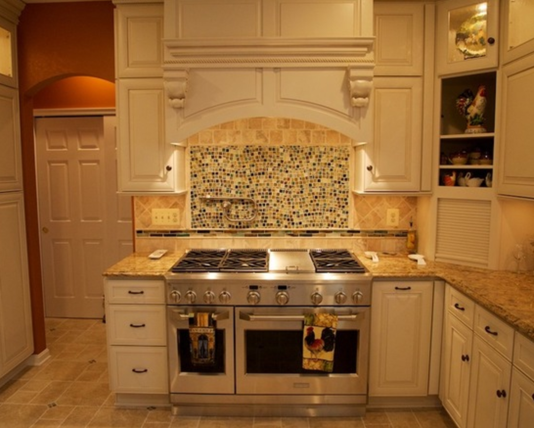 Remodeling Contractor, Remodeled Kitchens Pasadena, Bathroom Remodel in Annapolis Maryland with tiled backsplash